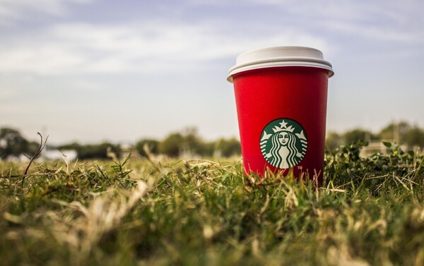 ▲ 스타벅스 코리아가 플라스틱 빨대 사용을 재개하기로 결정했다. ⓒ 픽사베이