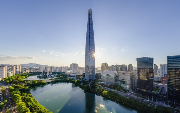 ▲롯데월드타워 전경. ⓒ롯데물산