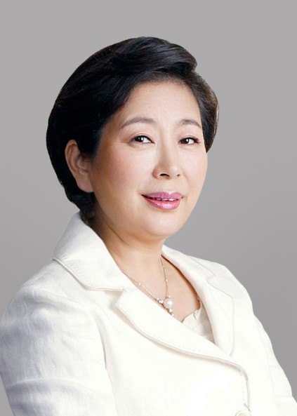 ▲현정은 현대그룹 회장이 전 임직원 가정에 여름철 보양식 선물을 보내며, 성과에 대한 감사를 전하고 무더위 속 노고를 격려했다. ⓒ 현대그룹