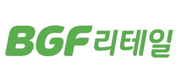 ▲편의점 CU를 운영하는 BGF리테일은 7일 공시를 통해 “올해 2분기 연결 기준 영업이익이 694억원으로 전년 동기 대비 8.9% 감소한 것으로 잠정 집계됐다”고 밝혔다.