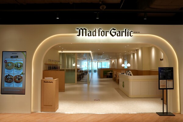 ▲매드포갈릭 스타필드마켓 경산점 매장 전경. ⓒ매드포갈릭