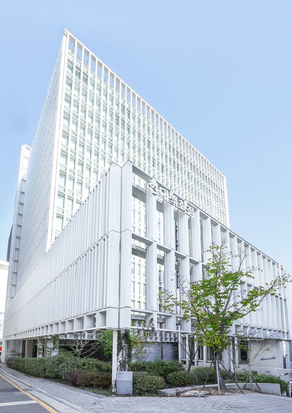 ▲현대백화점그룹 본사 사옥 전경. ⓒ현대백화점그룹