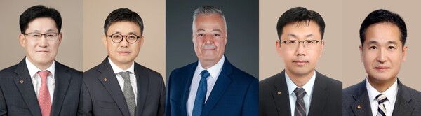 ▲왼쪽부터 류두형 ㈜한화/글로벌 대표, 김종서 한화엔진 대표, 라피 발타 한화파워시스템 대표, 최석진 한화호텔앤드리조트 리조트 부문 대표, 김경수 한화호텔앤드리조트 에스테이트 부문 대표 내정자. ⓒ한화그룹