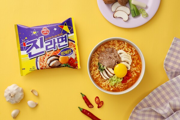 ▲진라면 약간매운맛 연출컷. ⓒ오뚜기