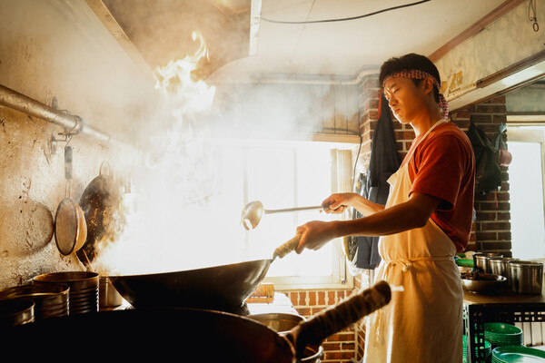 ▲'보스' ⓒ하이브미디어코프, 마인드마크