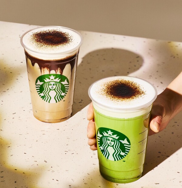 ▲스타벅스 코리아가 가을이 왔음을 알리는 ‘블랙 글레이즈드 라떼’ 출시를 시작으로 신규 음료·푸드·굿즈 등을 새롭게 선보인다. ⓒ스타벅스