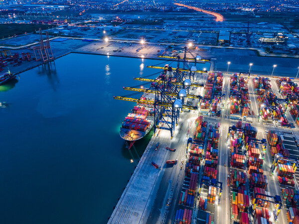 ▲수출 선박 이미지. ⓒ어도비스톡