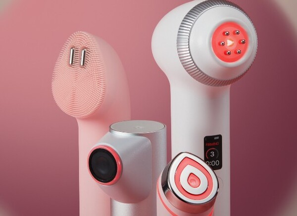 ▲메디큐브 에이지알 2세대 뷰티 디바이스. ⓒ에이피알