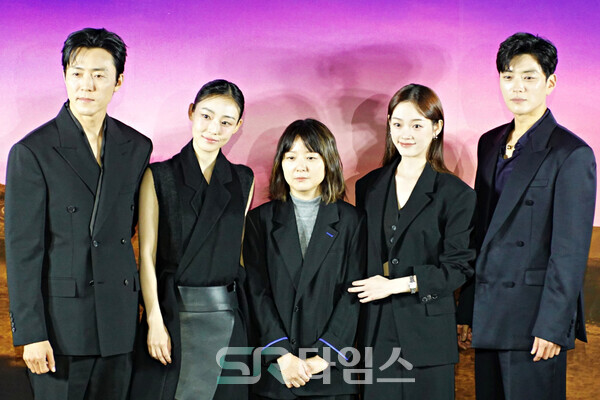 ▲'당신이 죽였다' 제작발표회에 참석한 이무생, 전소니, 이정림 감독, 이유미, 장승조(사진 왼쪽부터). ⓒ심우진 기자