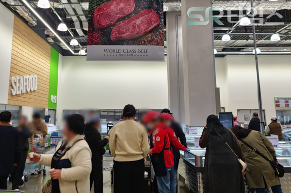 ▲트레이더스 마곡점 미국산 소고기 시식존. ⓒ박현주 기자