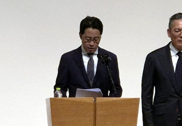 ▲조좌진 롯데카드 대표가 9월 18일 오후 부영태평빌딩 1층 컨벤션홀에서 진행한 언론 브리핑에서 최근 발생한 해킹 사고에 대해 사과하며, 피해자에 대한 전액 보상을 약속했다. ⓒ유안나 기자