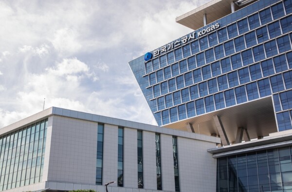 ▲한국가스공사는 국내 최초로 천연가스 설비 고장을 조기에 판별하는 ‘KESA(KOGAS Electrical Signature Analyzer)’ 자동진단장비’를 자체 개발했다고 19일 밝혔다. ⓒ 한국가스공사