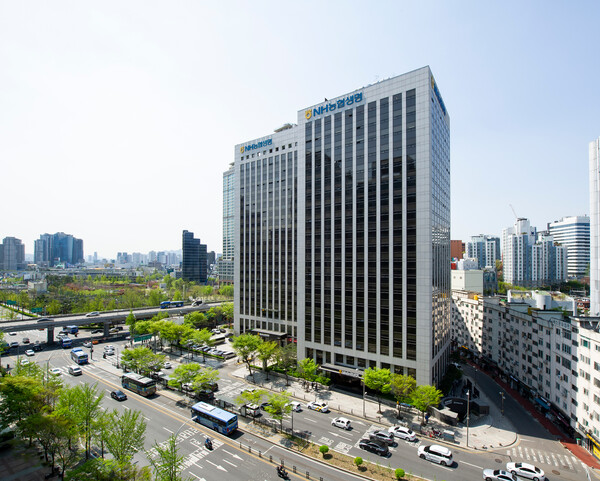 ▲NH농협생명 사옥전경. ⓒNH농협생명