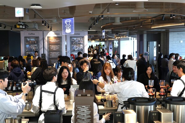 ▲스타벅스가 이달 21일 스타벅스 지원센터에서 연중 최대 파트너 대상 커피 세미나인 별다방 엑스포를 개최했다. ⓒ스타벅스