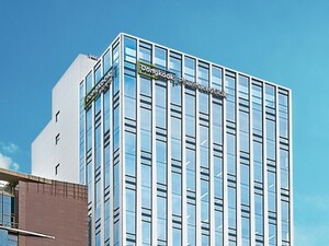 동국·대원, 엇갈린 화장품 사업...3세 경영 이정표 되나 - 뉴스 썸네일 이미지